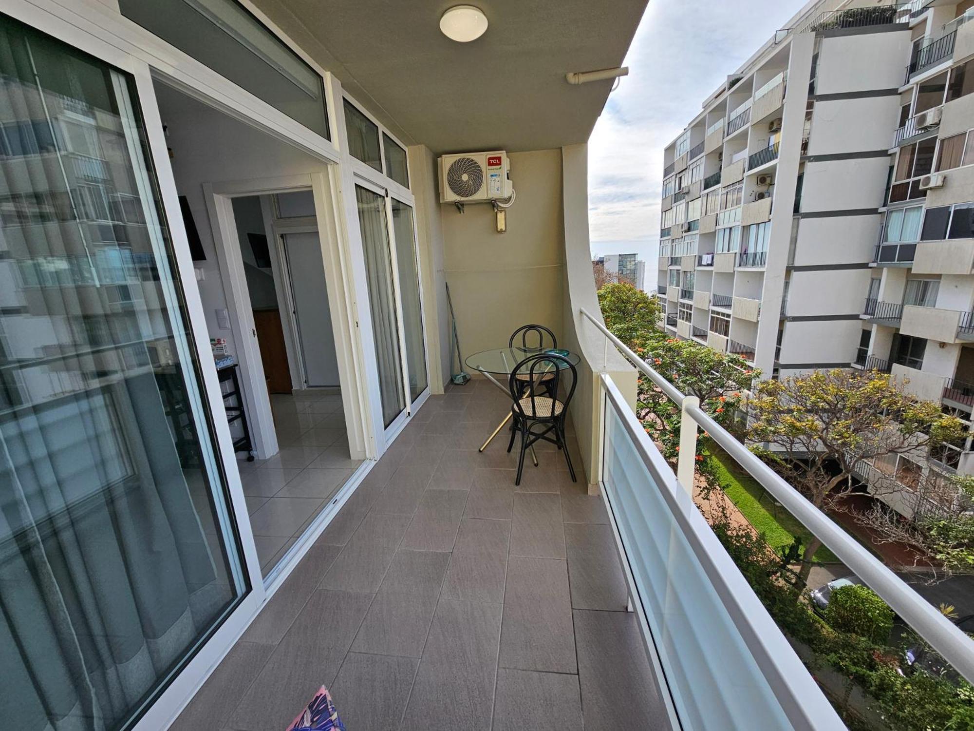 Apartamentos Navio Azul Фуншал Номер фото